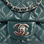 Sac mini Timeless / Classique en cuir verni bleu canard - Thumbnail Image 11