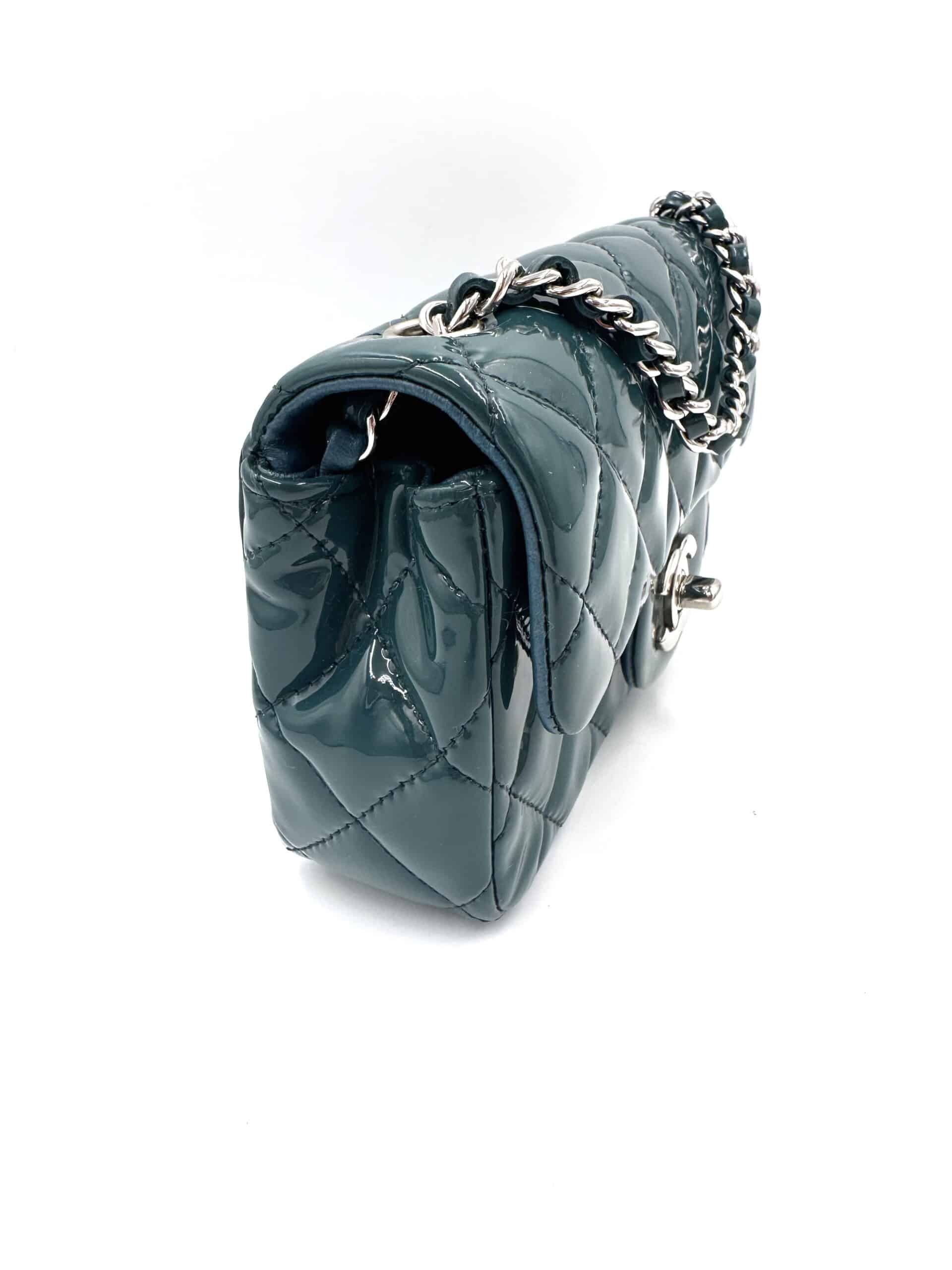 Sac mini Timeless / Classique en cuir verni bleu canard - Image 9