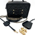 Sac Chanel Petit Vanity Case CC Filigree - Thumbnail Image 11