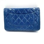 Wallet on Chain en cuir verni bleu - Thumbnail Image 3