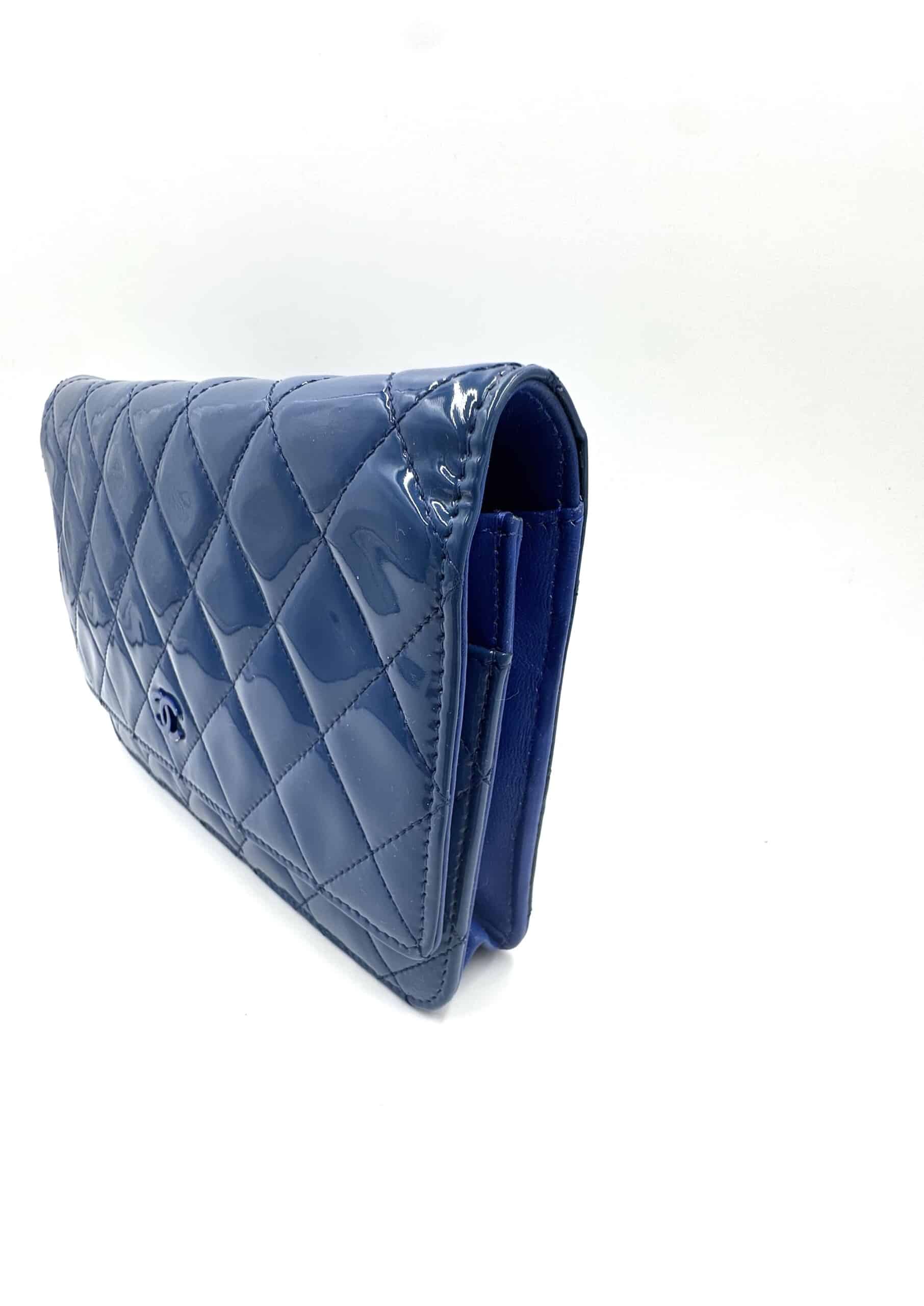 Wallet on Chain en cuir verni bleu - Image 5